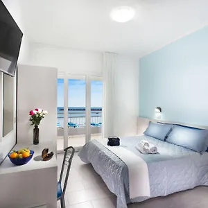 hotel-platinum.emilia-romagnahotels.net/