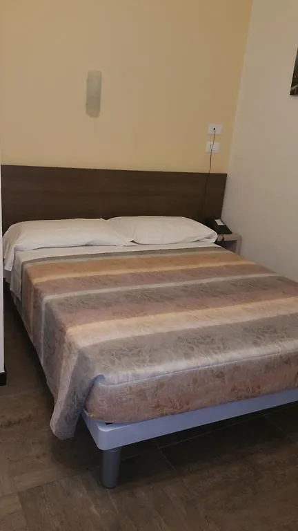 Hotel Tommaseo 제노바 0*,  이탈리아